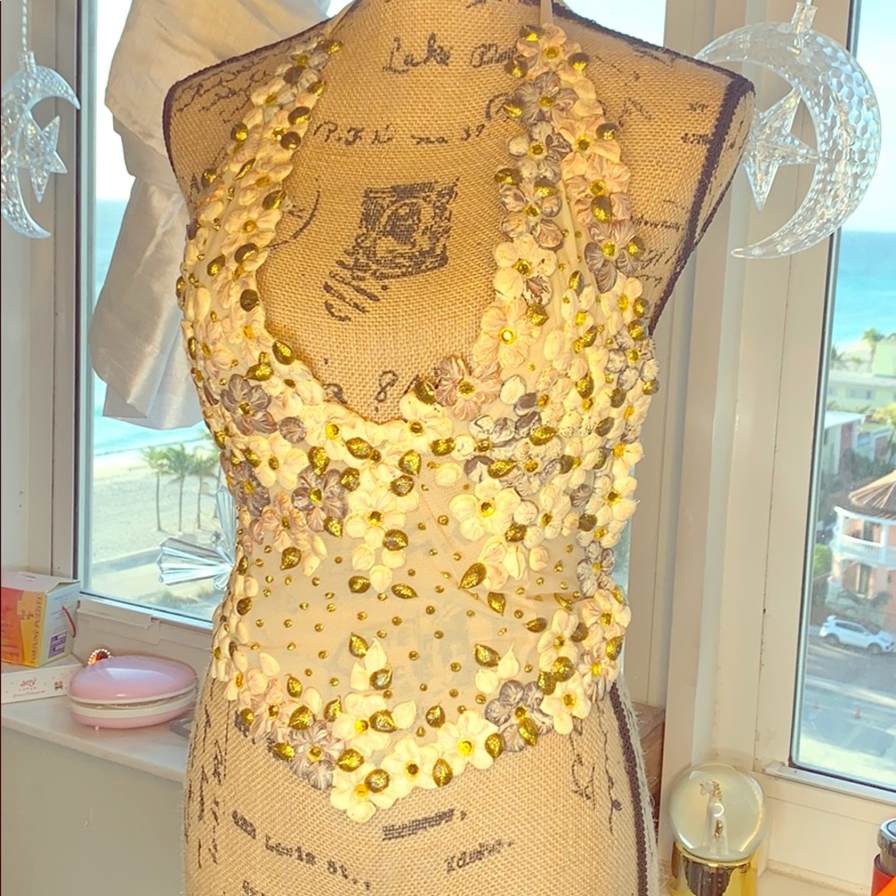 Hand made top